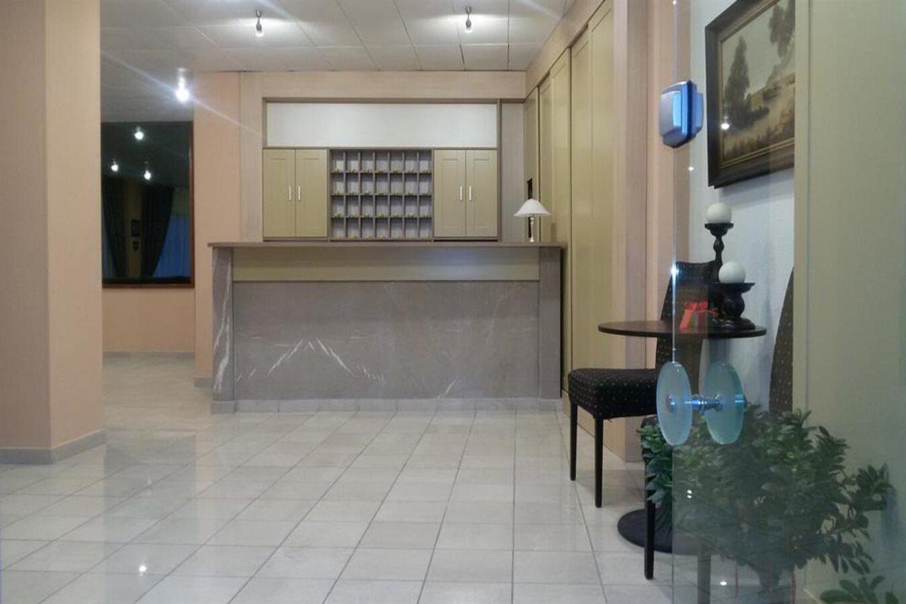 Arion Hotel لوتراكي المظهر الخارجي الصورة